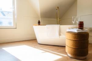 Coastal Location - Sleeps 6 & Pet Friendly