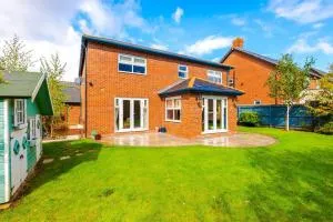 Spacious Comfort for Contractors & Long-Term Guests - Saighton