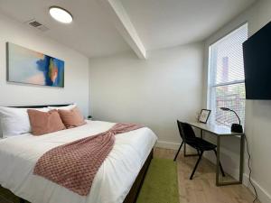 Comfy NJ 2BR Close to Airport, Dream Mall & NYC