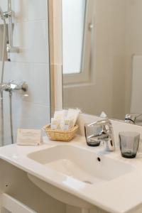 Two-Bedroom Apartment room in R2 Maryvent Beach Apartments