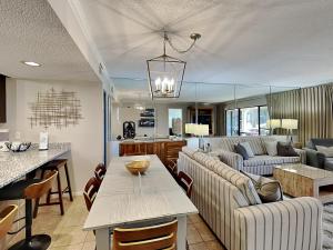 Edgewater Villa #2601