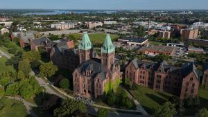 The Richardson Hotel