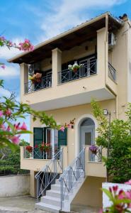 Anastasia & Filippos house