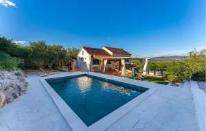 3 Bedroom Gorgeous Home In Benkovac - Benkovac