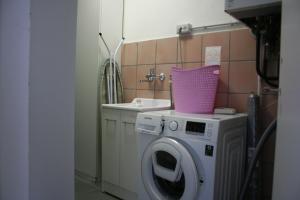 ferienwohnungkarlena