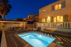 Maisons de vacances Maison Jade - Villa avec piscine - Barbecue - Calme : photos des chambres