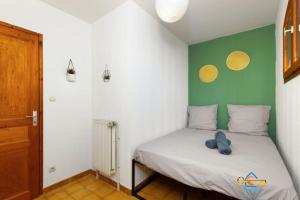 Maisons de vacances Maison Jade - Villa avec piscine - Barbecue - Calme : photos des chambres