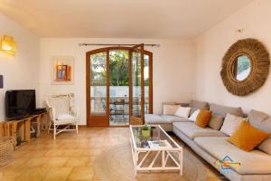Maisons de vacances Maison Jade - Villa avec piscine - Barbecue - Calme : photos des chambres