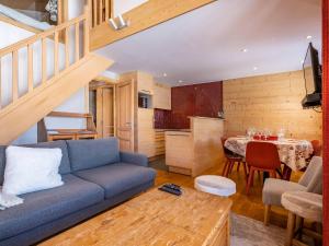 Grand appartement 3 chambres, mezzanine, balcon, proche pistes, parking couvert, Label Méribel - FR-1-355-198