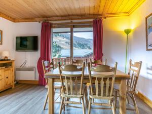 Appartement familial - 2 chambres, balcon, proche pistes, Méribel - FR-1-355-96