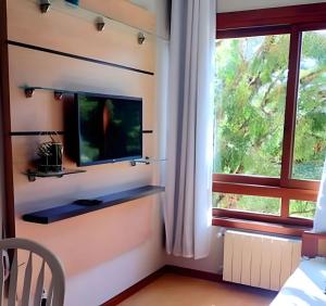 Apto Gramado a pé! Ar cond, Tv Smart, Wi-fi, Vaga!