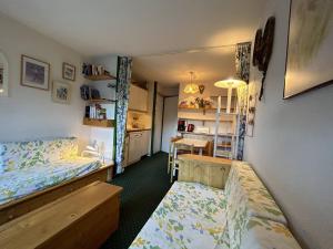 Charmant appt à Méribel avec balcon et casier à skis - FR-1-355-250