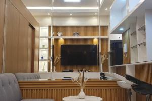 Red Residence Makati-Cozy Condo Unit with Balcony