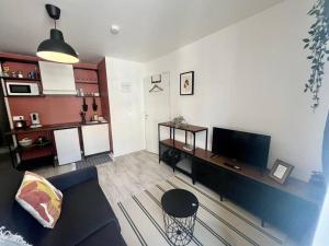 Studio Terracotta - Futuroscope 20min - Rez de chaussée - tout équipé