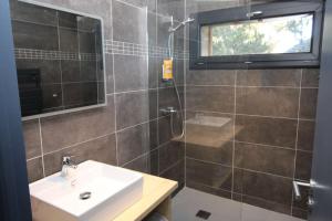 Chalets Chalet familial jacuzzi, calme : photos des chambres