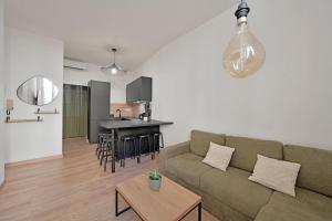 Emile - Apt avec Clim intra muros