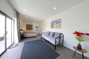 Perogil Suites Poppy - Elegant Suite With Pool