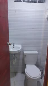 202 Comfy Apt WiFi kitchen SmartTV Central at Callao