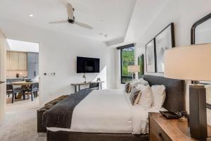 Electric Pass Lodge 607 by Snowmass Mountain Lodging