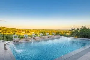 VILLA ASTI: Where Luxury Meets Limitless View - 皮亚吉里