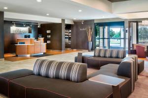 Courtyard by Marriott Dallas Arlington Entertainment District