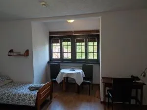 Dom Pracy Twórczej Stowarzyszenia Filmowców Polskich w Kazimierzu Dolnym - 亚诺维茨