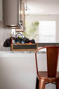 Game Day Central- 4 miles from Kyle Field