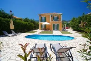 Iliachtides Villas - Karavomylos