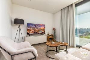 ViVi Homes - Higueron Premium Wellness, Sauna, Pool & Hot tub