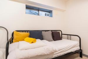 104 Modern Stay in Shinjuku Triple Station Access Free Wi-Fi