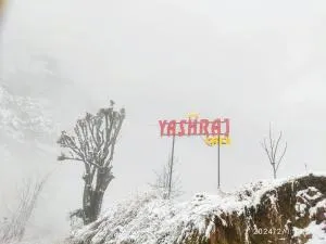 Yashraj Cottage and Cafe - Jari