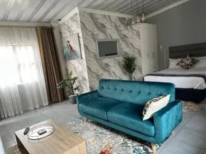 CalmeQuies Home - Waterkloof