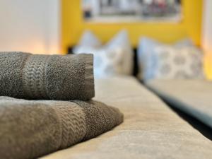 250m Rhein - ruhig - Hbf - Boxspringbett - K-111-S