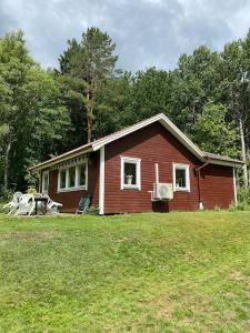 Upptäck skogens skatt i Hökensås!