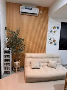 Alura Villa Sentul Bogor 2BR 1 Sofa Bed - Kamparganya