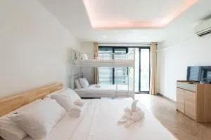 Forfam at Ekkamai - Khlong Toei