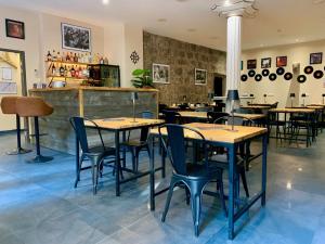 Logis Hotel Yseria - Historical Center