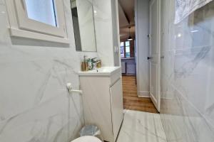 Appartements #HC Le Blue Revol Renovated fully equipped : photos des chambres