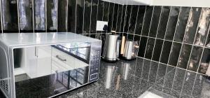 Instahomes by Tru - Chrysalis B&B