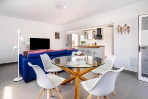 Casita San Juan, near Famara Beach, Surf, Kite, Hike