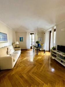 La Mole davanti alla finestra!