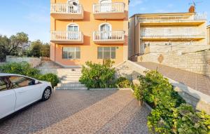 Nice Apartment In Sibenik With Wifi