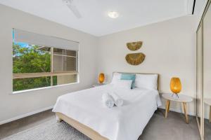 Linaria Lakes - Resort Style living