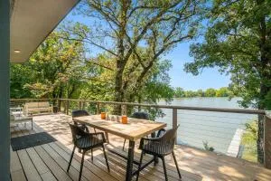 Lakefront Retreat~Hot Tub~Game Room~Fire Pit~ BBQ - Windom