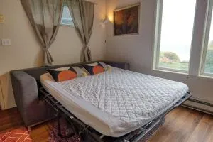 #StayinMyDistrict Cape Arago Studio Suite - كوس بي