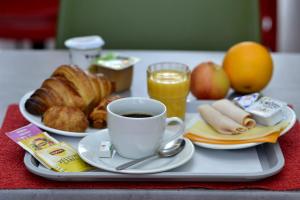 Hotels KYRIAD ECO LILLE SUD - Noyelles Godault : photos des chambres