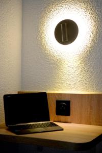 Hotels KYRIAD ECO LILLE SUD - Noyelles Godault : photos des chambres