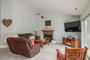 #StayinMyDistrict Heron Hideaway in Rockaway - Рокавей-Біч