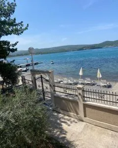 Apartmani Tivat na obali mora - Župa