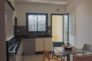 Bright and Cozy New 3 Bedrooms Apartment
